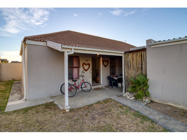 <!--[if BLOCK]><![endif]--> 24  Black Forest Close, Fairview Golf Estate, Gordons Bay <!--[if ENDBLOCK]><![endif]-->